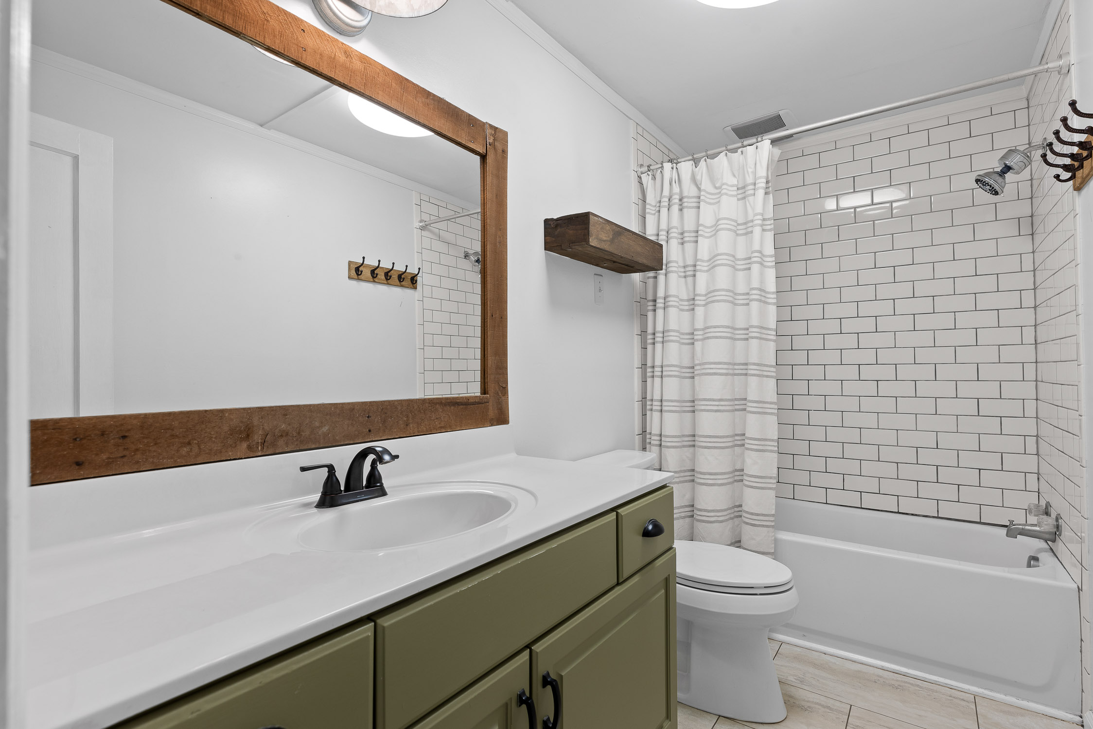 Updated bathroom with subway tile